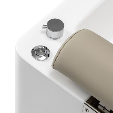 Fauteuil de pédicure SPA Sillon Elysia crème — gros plan accoudoir