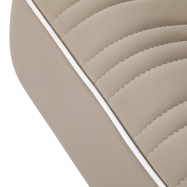 Poltrona da barbiere Gabbiano Rufo beige — primo piano della seduta