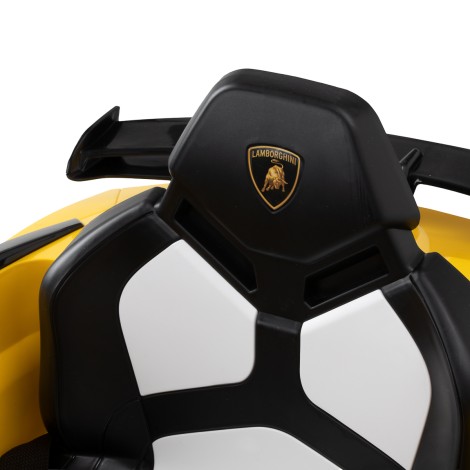 Børnestol til frisørsalon formet som bil Gabbiano Lamborghini — nærbillede af ryglæn