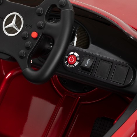 Fauteuil de coiffure pour enfants en forme de voiture Gabbiano Mercedes — gros plan commandes