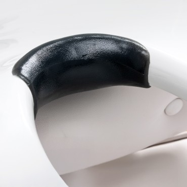 Hairdressing wash unit Gabbiano Florencja white — close-up of the head