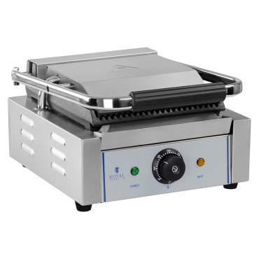 BBQ em contato com jardim Royal Catering