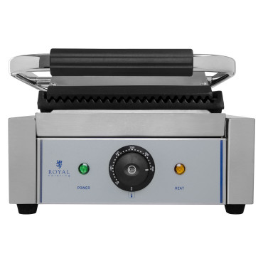 BBQ em contato com jardim Royal Catering
