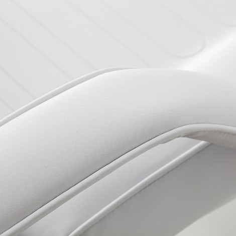 Hydraulické kozmetické kreslo Sillon 210 s kolískou biele — detail opierky ruky