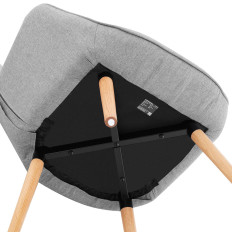 Silla escandinava tapizada con respaldo gris alto