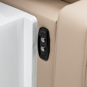 Electric hairdressing wash unit with massage function Gabbiano Sylvia Plus beige — close-up of the controls