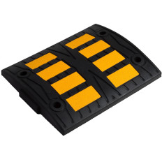 Seuil de rejet en caoutchouc central, dimensions 480x395x60mm.