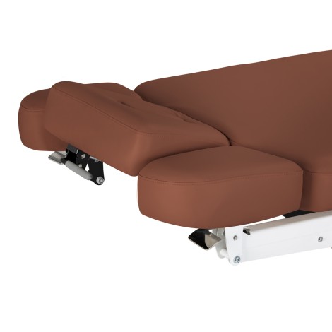 SPA lounger Sillon Relax brown with black base — close-up of the seat