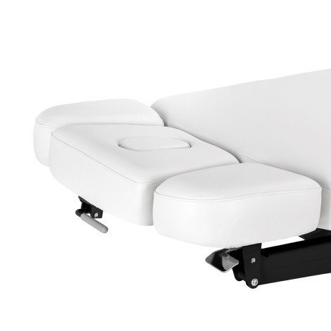 SPA-lepotuoli Sillon Relax valkoinen mustalla jalustalla — lähikuva istuimesta