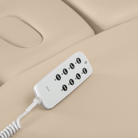 SPA-lepotuoli Sillon Relax beige vaaleanruskealla jalustalla — lähikuva säätimistä