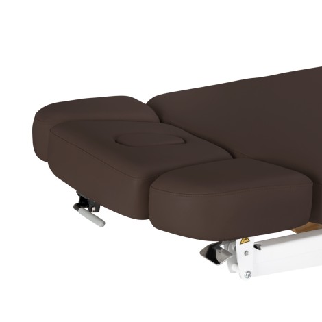 SPA ležadlo Sillon Relax tmavohnedé s podstavcom svetlohnedej farby — detail sedadla