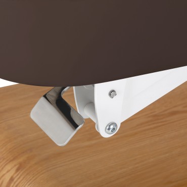 SPA-lounger Sillon Relax donkerbruin met lichtbruine basis — detail handvat