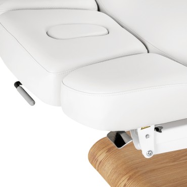 Espreguiçadeira SPA Sillon Relax branca com base em castanho claro — close-up do assento