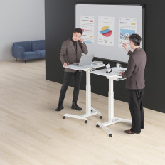 Un tavolo da tavolo per un supporto per laptop alternato con uno scaffale 80 x 56 cm 760 - 1130 mm