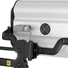 Infrarood spuitverfspuit voor het drogen van carrosserie op een statief van 4 x 1000
