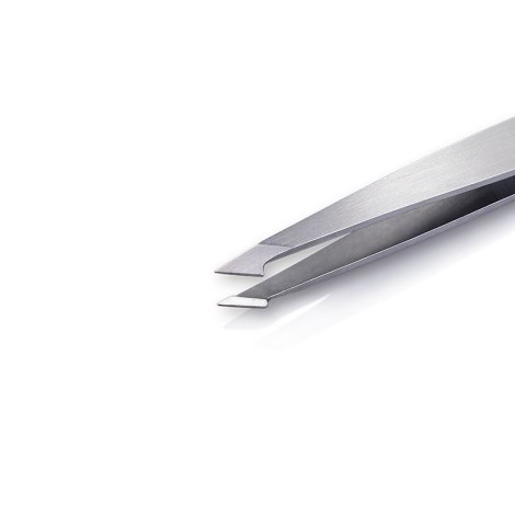 Pinceta Nghia export T-03 — povečava glave