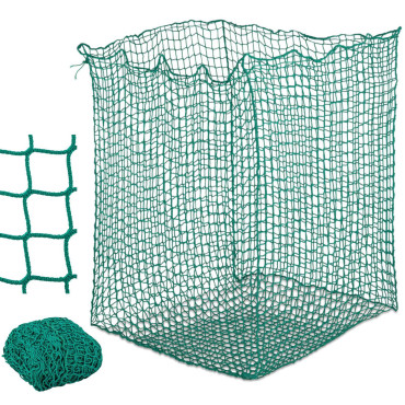 Mesh on hay in logs Leaves...