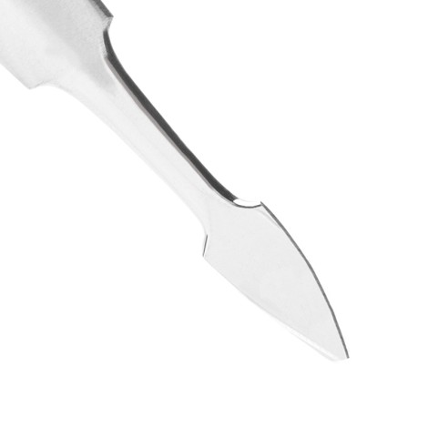 Découpe-cuticules Snippex 884 — gros plan lame
