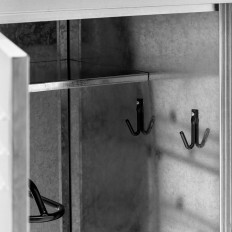 Equipo ecuestre del gabinete de silla de montar de acero galvanizado 60 x 60 x 150 cm