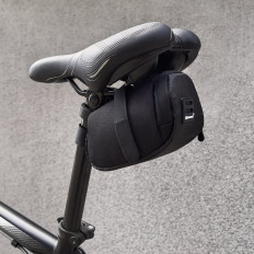 Bolsa de bicicleta pequena sob a sela 0.6 l preto