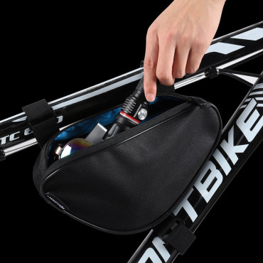 Bolsa de bicicleta em um quadro de bicicleta 1,5 l preto