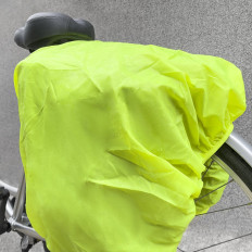 Warty Bicycle Bag 60 l na trupu + Črni dežni plašč