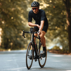 Cykelväska på ratten med ett telefonfall 1 liter svart