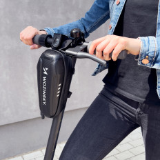 Bolso de la scooter de la diadema impermeable en un scooter 2 l negro