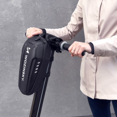 Vodotesná čelenka Scooter Bag na skútri 3 L čierny