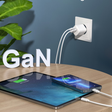 Ātra Aperica USB tīkla lādētājs C tipa PD QC 33W White