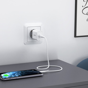 Carregador de rede USB Tipo c pd 20w branco