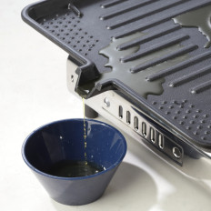 Grill Grill para um fogão turístico a gás com uma função de tocha de refrigeração
