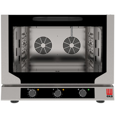 Un four à convection de vapeur avec hydratant 4 x GN 1/1 6,4 kW 400 V