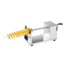 Uma máquina de mão para batatas fritas em um patty chips twister