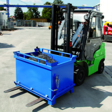 Containerbehälter mit kippfreier Klappklappe 600l