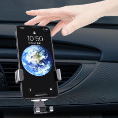 Suporte de carro gravitacional para um smartphone de cabelos negros