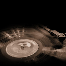 2IN1 émetteur + récepteur Bluetooth 5.0 pour la musique noire