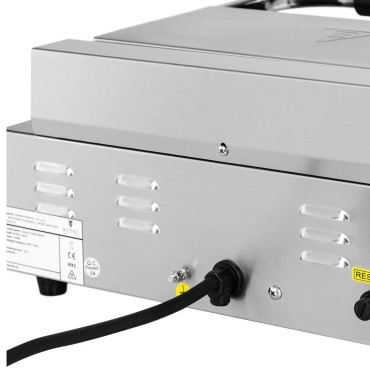 BBQ. Electric. Ryflated 33 x 22 cm 2200 W