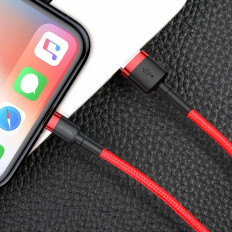 Kestävä joustava kaapeli USB-kaapeli iPhone Lightning QC3.0 2.4a 1m punainen