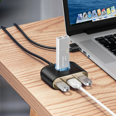 Adapter Adapter Hub 4in1 USB USB3.0 Adapter är USB3.0 * 1 + USB2.0 * 3 1m Svart
