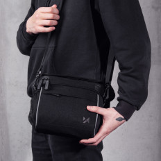 Bicycle bag for navigation with black shoulder strap