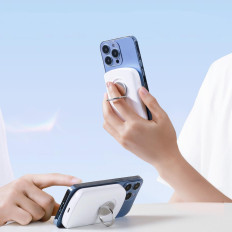 Powerbank con il caricatore di induzione dell'anello con il supporto fino a 6000 mAh 20w bianco