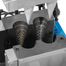 Máquina de galones para hornear conos de conos para helados 2100 W 50-60 PC.