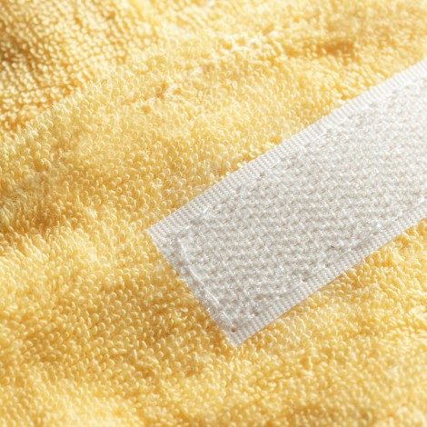 Žuta traka od frotira — detaljni prikaz površine