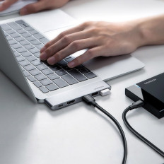 Multifunktionell navport till MacBook Pro / Air 2x USB-C på USB-C HDMI 3X USB 3.0 - Grå