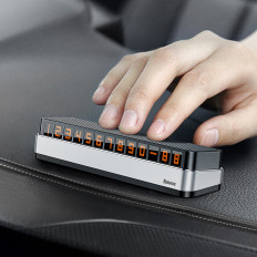 Parkeerplaat met Moonlight Box-serie - Zilveren telefoonnummer