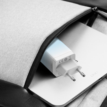 Snabb gan 2x USB-C / USB 65W QC PD - Blå