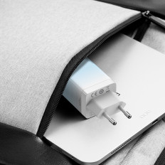 Snabb gan 2x USB-C / USB 65W QC PD - Blå