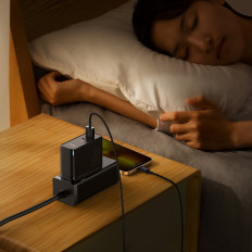 Gyors univerzális GAN5 PRO USB-C / USB 100W Hálózati töltő - fekete