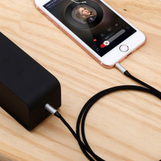 Kaapeli Stereo Jiven M30 AUX Audiokaapeli 3.5mm Mini Jack 1.5m - hopea-musta